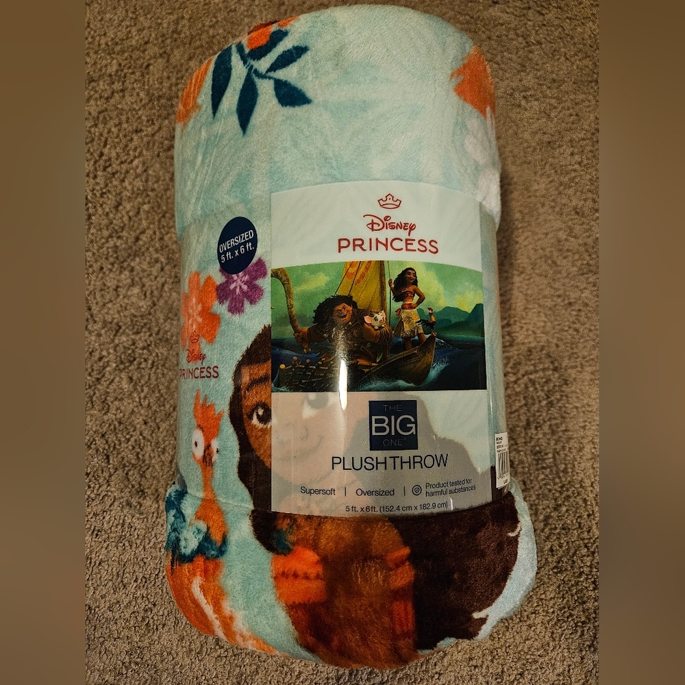 Disney Princess Moana Plush Throw Blanket